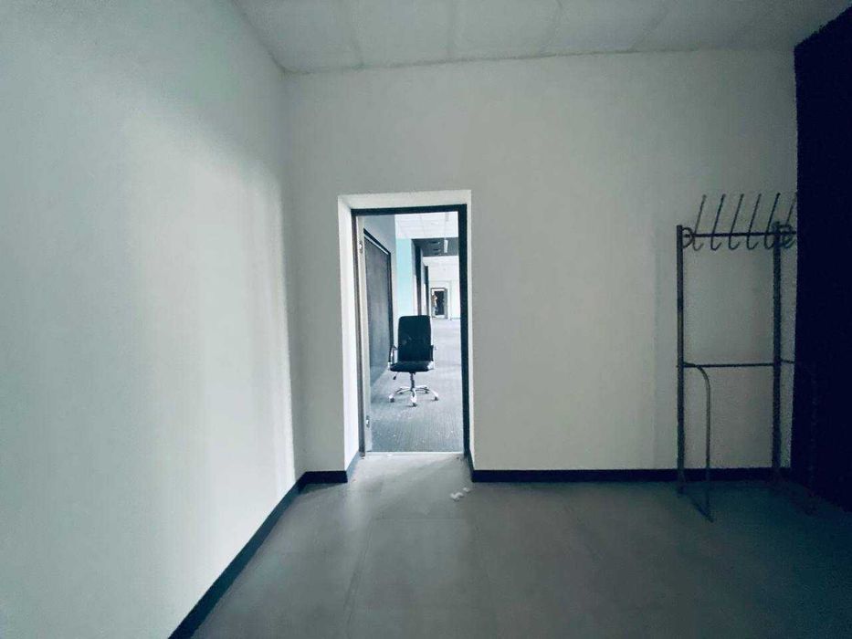 MS S4 Сдам большое офисное помещение Гагарина, Молочная 38