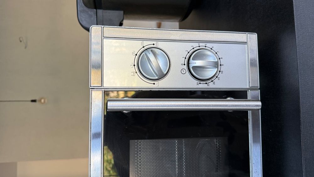 Kuchenka mikrofalowa gastronomiczna Bartscher 23 l / 900 W