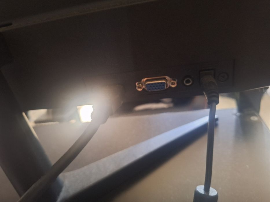 Vendo monitor AOC 60Hz