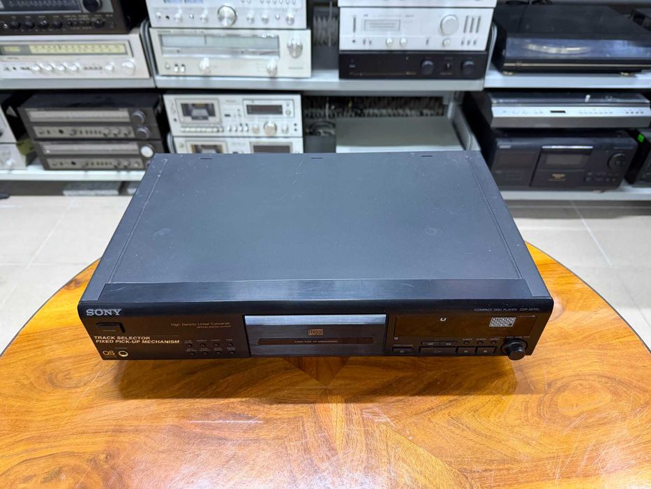 Odtwarzacz płyt CD Sony CDP-XE700 Audio Room