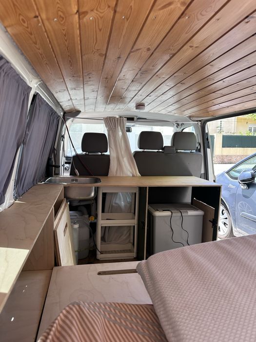Volkswagen Transporter T5 Campervan