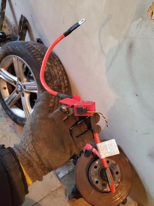 Bmw  f01 f02 f30 f31 f34  клема  мінус клєма e60 e70 e87 e90 x5