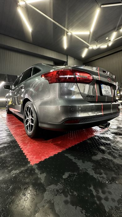Ford Focus 2017 2.0