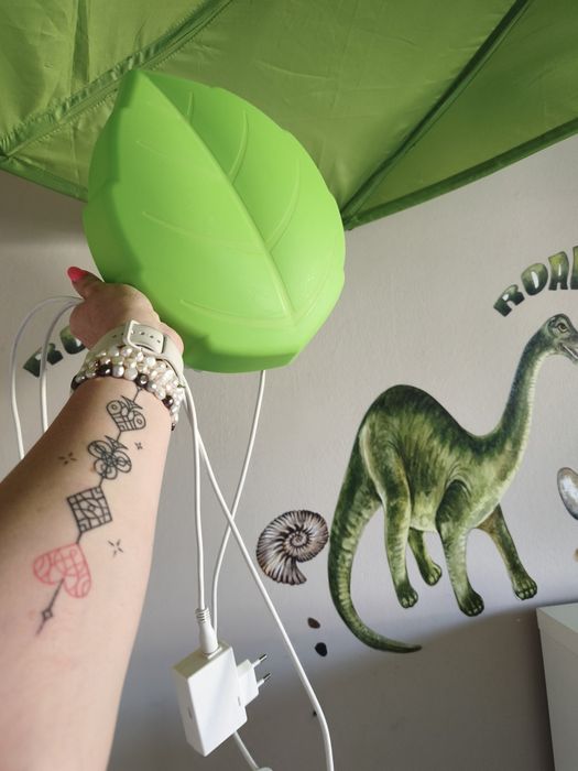 Liście baldachimy i lampki IKEA