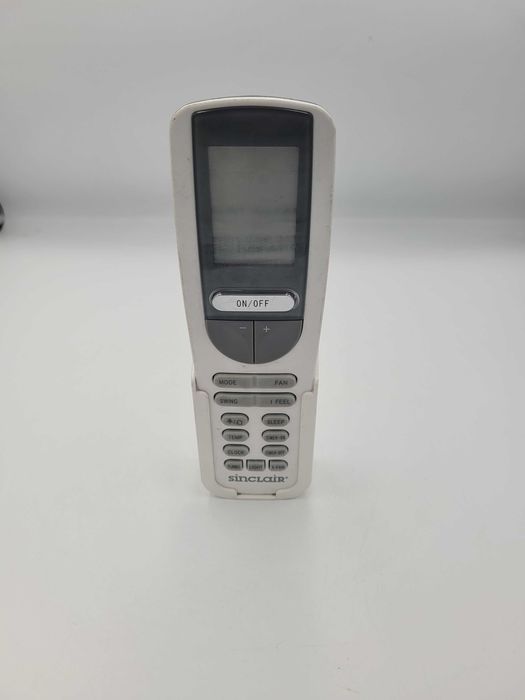 Uchwyt ścienny do pilota Sinclair biały