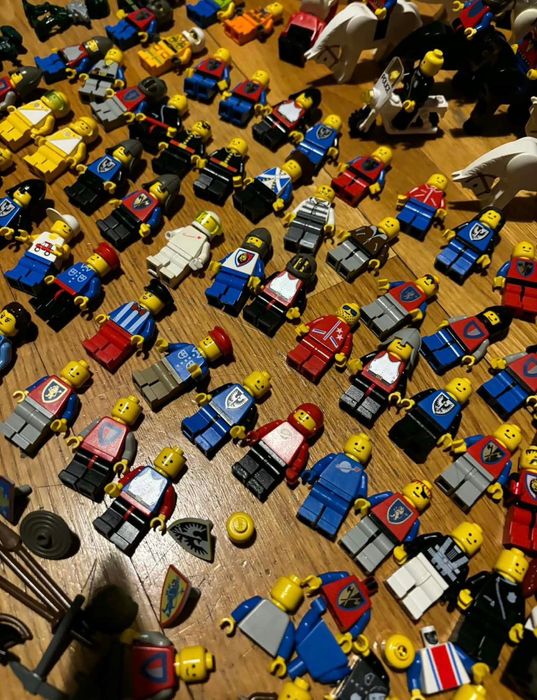 Figurki LEGO ponad 150szt.