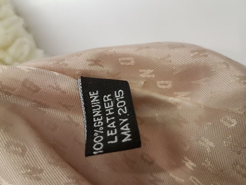 Сумка кожаная DKNY