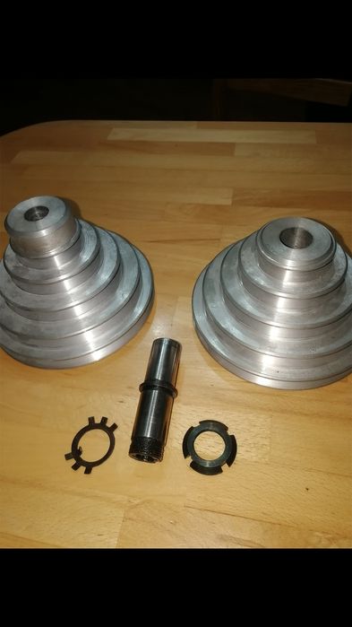 На Сверлильный станок 2м112 скоба ,ручки подъема пиноли штурвал и запч