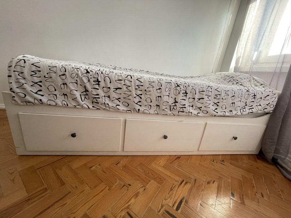 Cama solteiro com 3 gavetas