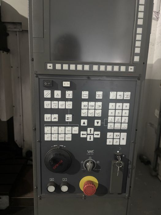 Maquina de eletros Fanuc