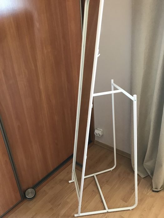 Lustro stojące IKEA  Knapper białe