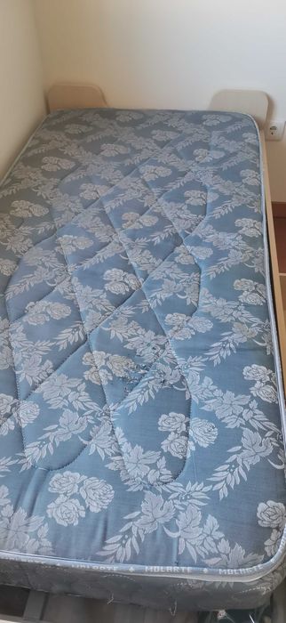 Cama Solteiro com gavetas 90x200cm (+ estrado e colchão)