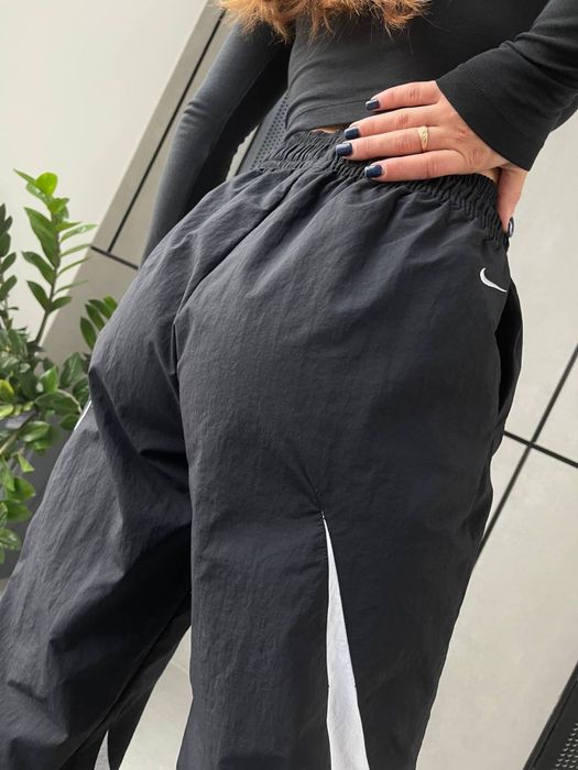 Жіночі штани Nike nsw logo mr jggr (HV2357-010)