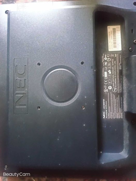 Монитор с встроенными колонками 15" NEC AccuSync LCD52VM