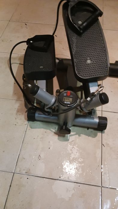 Stepper com LCD e elasticos