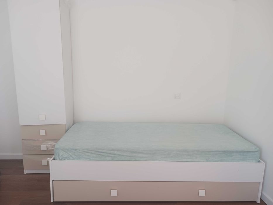 Cama ponte com gavetão