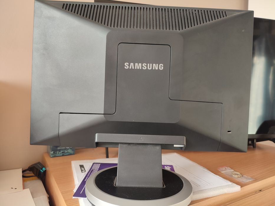 Monitor Samsung SyncMaster 940 NW