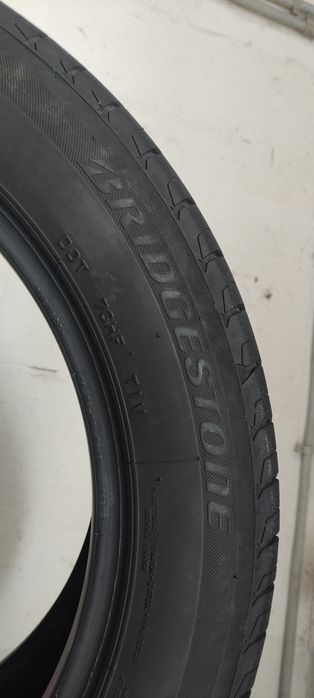 Шини Bridgestone 205/55 r17