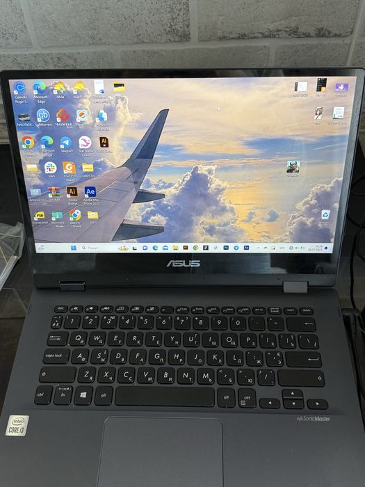 Ноутбук ASUS в гарному стані