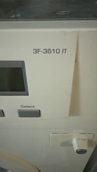 Máquina de lavar roupa Fagor encastrável 6kg