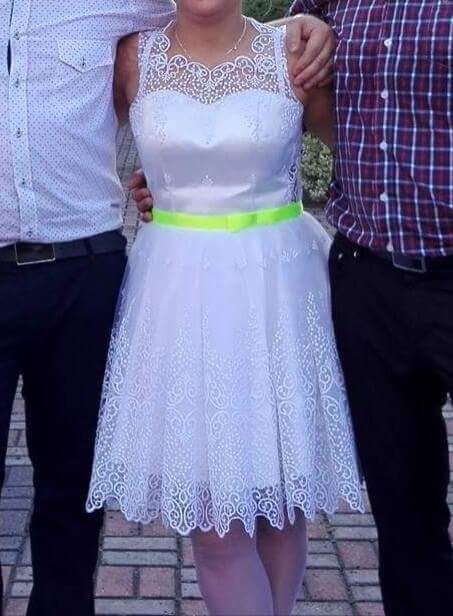 Biała sukienka ślubna