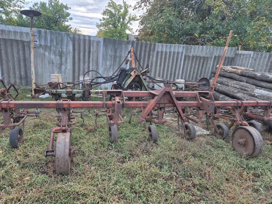 Культиватор, сівалка, оприскувач