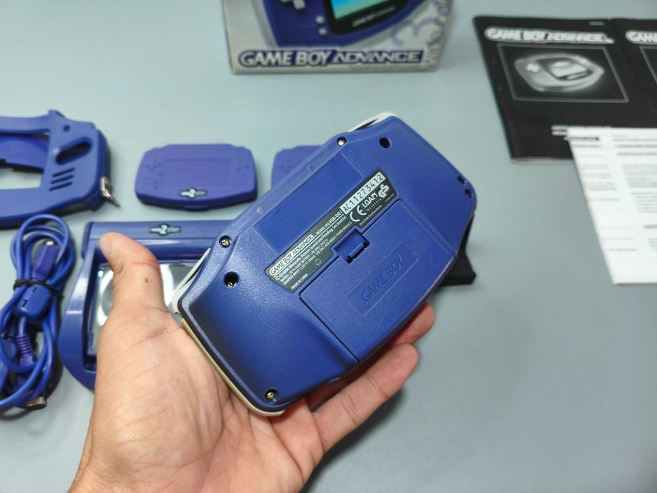 Gameboy Advance em Caixa