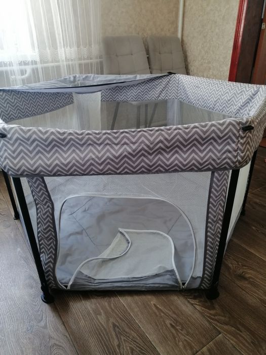 Продам манеж дитячий