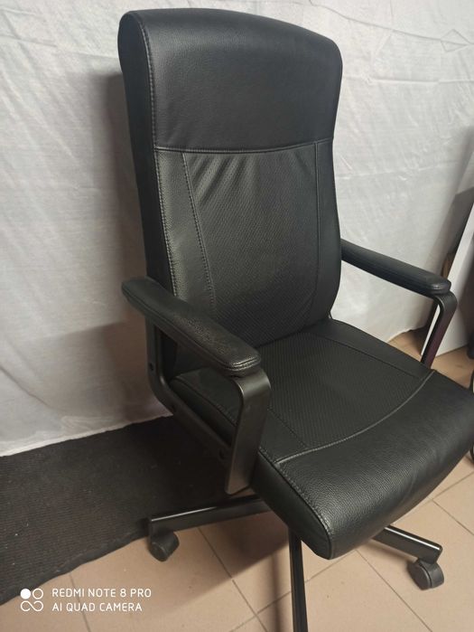 Fotel Obrotowy, Biurowy Skórzany IKEA MILLBERGET w B.D. Stanie--OKAZJA