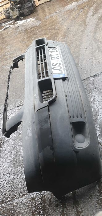 Lut6 Zderzak przedni volkswagen T5 wysyłka części