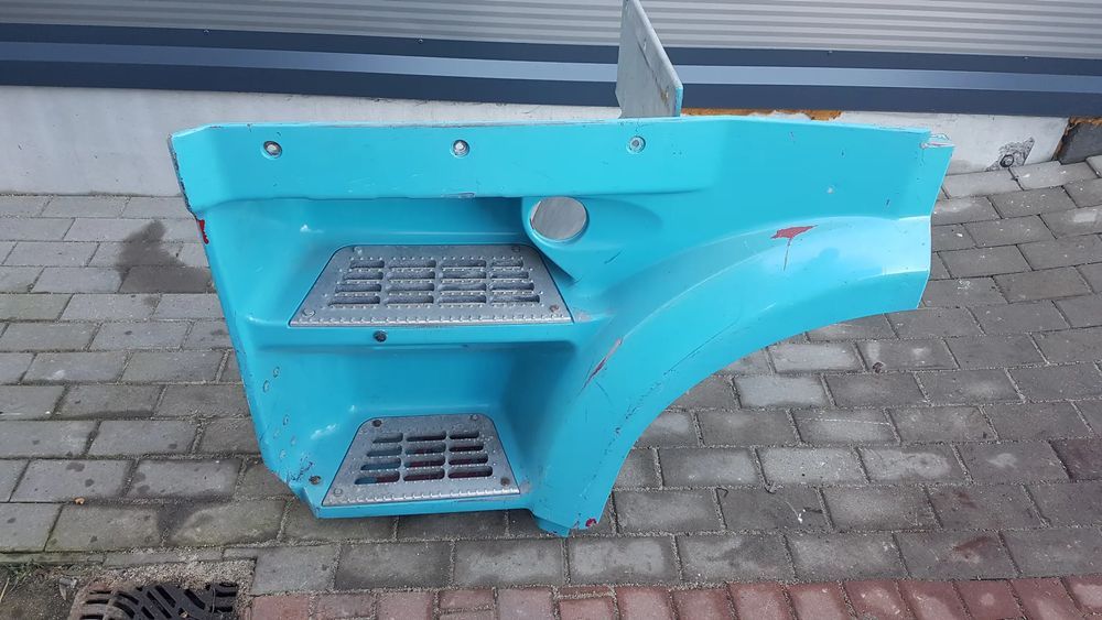 stopnica nadkole schodki kabiny lewa niebieska daf xf 105 euro 5
