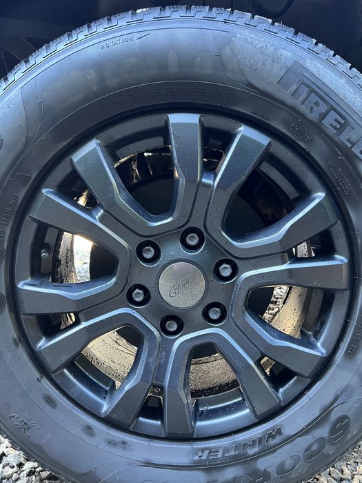 Komplet felg z oponai 6x139.7 r18 Ranger Raptor