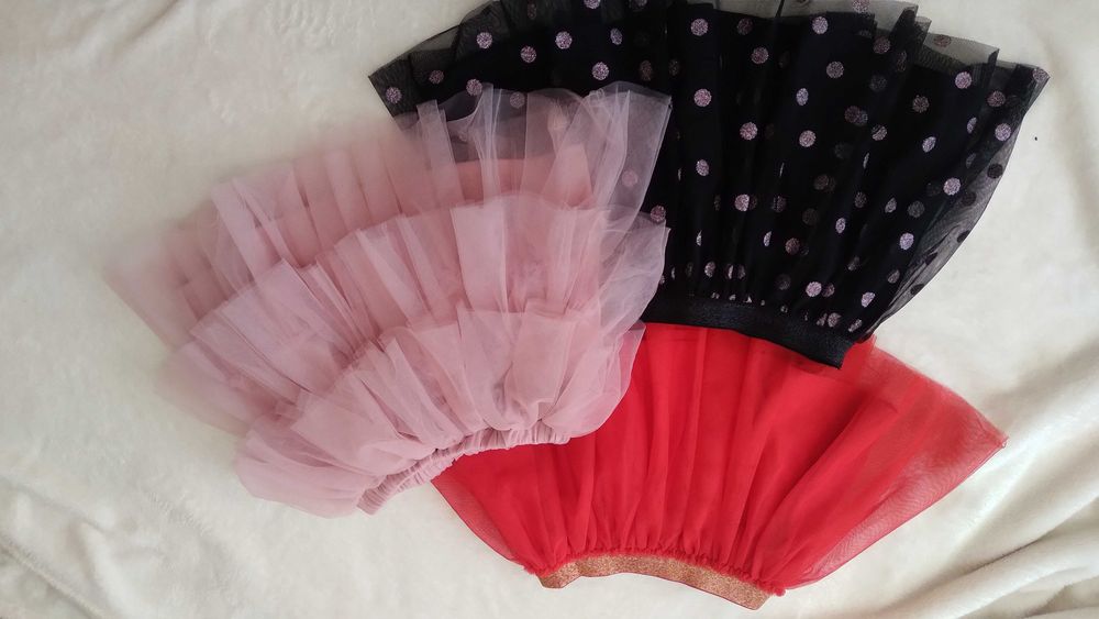 Trzy spódnice Sinsay 98