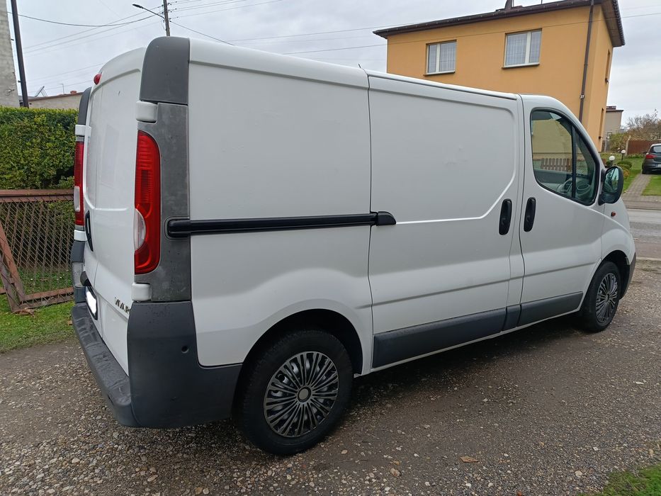 Opel Vivaro lift 2007 klima stan bdb