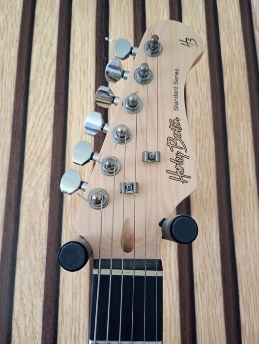 Guitarra stratocaster  Harley Benton SB