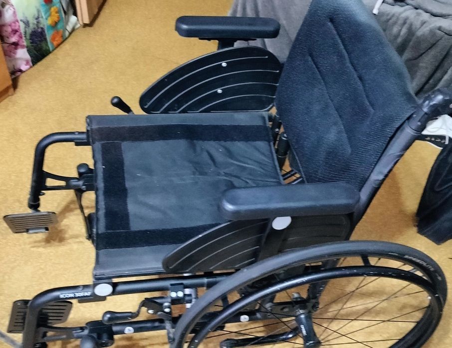 Wózek inwalidzki standardowy ICON 30 FAF REHASENSE