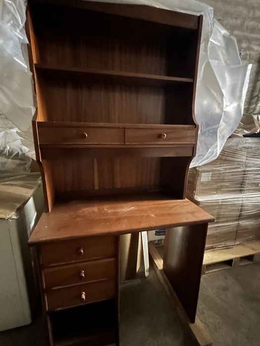 Movel secretaria com estante e gavetas