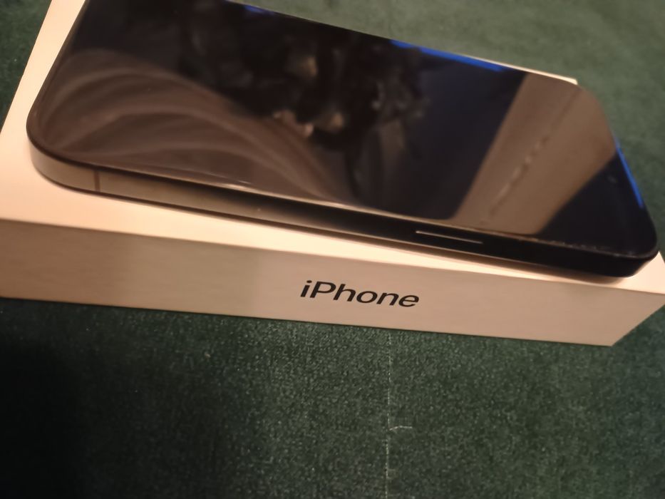 iPhone 15 Pro 128 GB Czarny – Dbałość od Nowości! Folia + Etui | Stan BARDZO DOBRY!