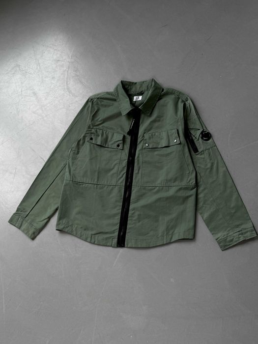 Чоловічий овершот C.P. Company на весну / Легка куртка з лінзою