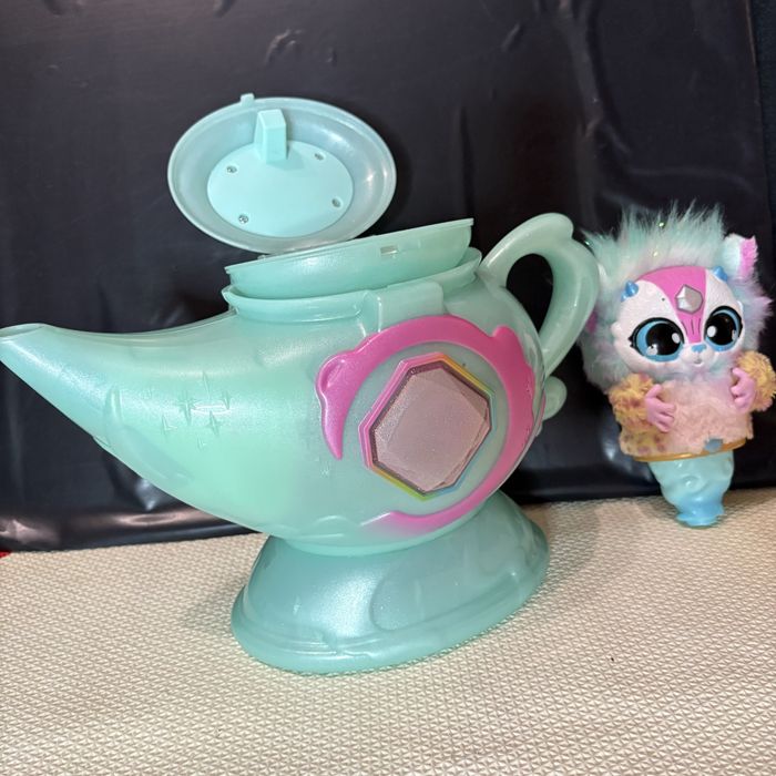 игровой набор Magic Mixies Magic Genie Lamp