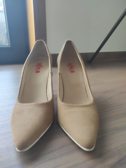 Sapatos de senhora - fabricados em Portugal