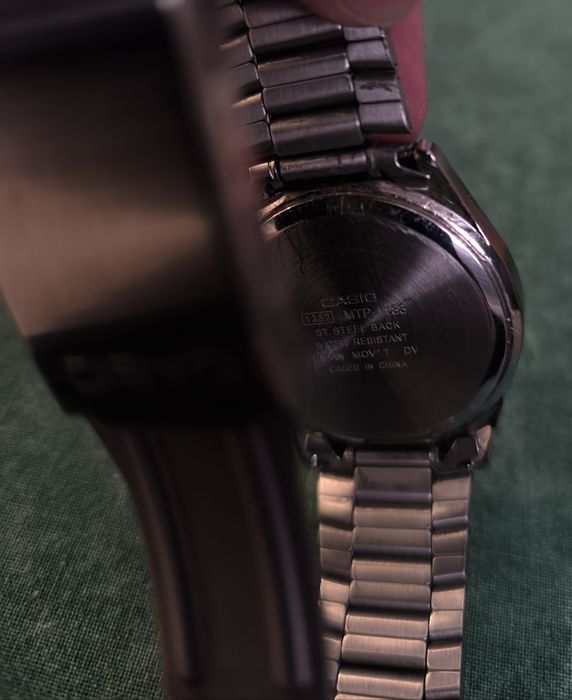 Relógio Casio Prata e Branco Masculino