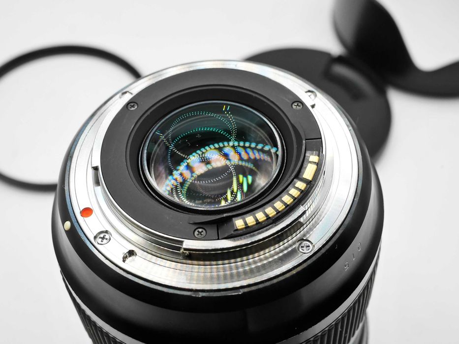 Obiektyw Sigma A 24-35 mm f/2.0 DG HSM  Canon EF EF-s