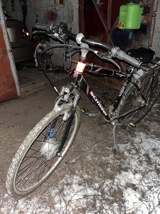 Електровелосипед Schwinn Voyageur 28" | Запас ходу 40 км | Стан 4/5