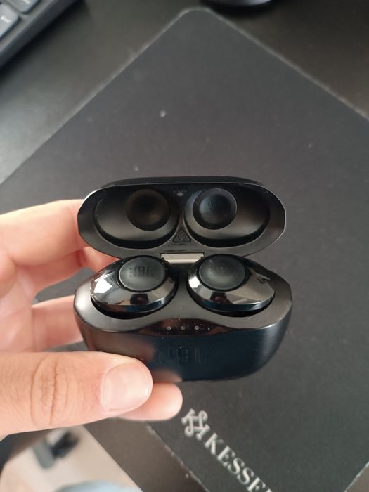 Fones auriculares bluetooth JBL (Tune 125TWS)