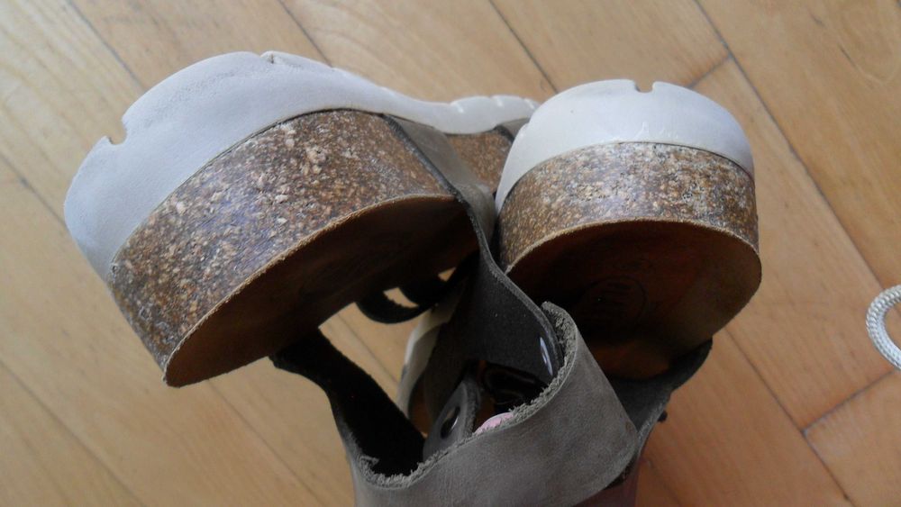 Plakton-zamszowe sandały 40/skóra,korek,26 cm wkładka
