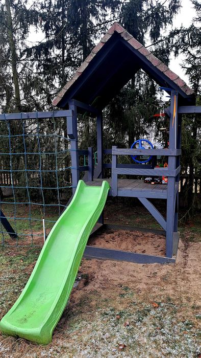 Domek/Plac zabaw dla dzieci