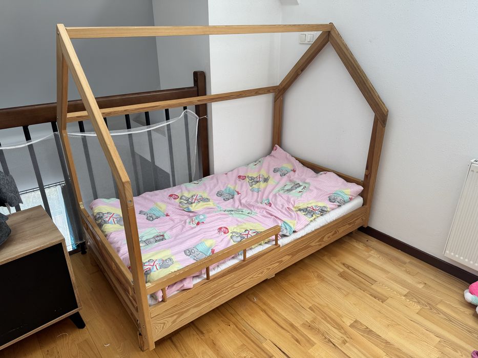 Drewniane Łóżeczko typu domek