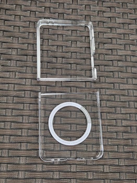 Spigen etui do Samsung Galaxy Z Flip 7, nowe, Magnet