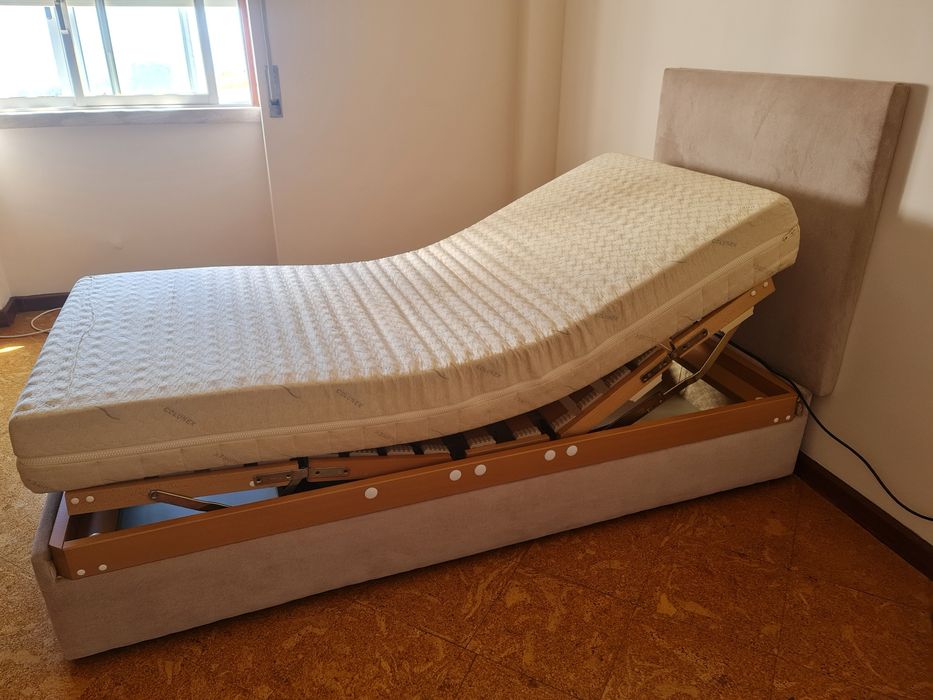 2 Soumiers com estrado articulado elétricos